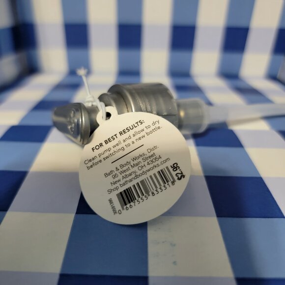 Bath & Body Works | Lotion + Shower Gel Pump | Gray - Picture 3 of 3